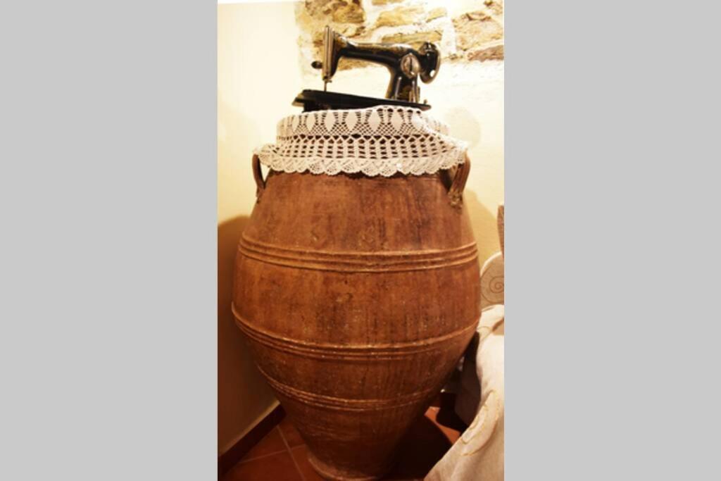 Traditional Cretan Stone House In The Center Of Crete Litos المظهر الخارجي الصورة