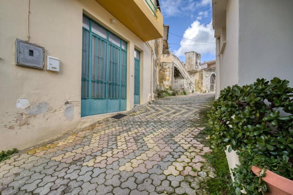 شقة Traditional Cretan Stone House In The Center Of Crete Litos المظهر الخارجي الصورة